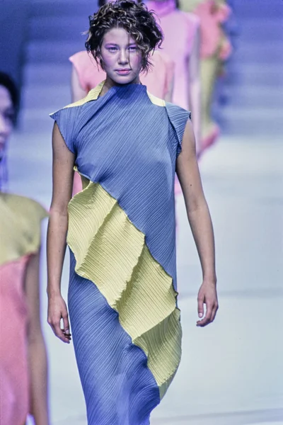 Look 103